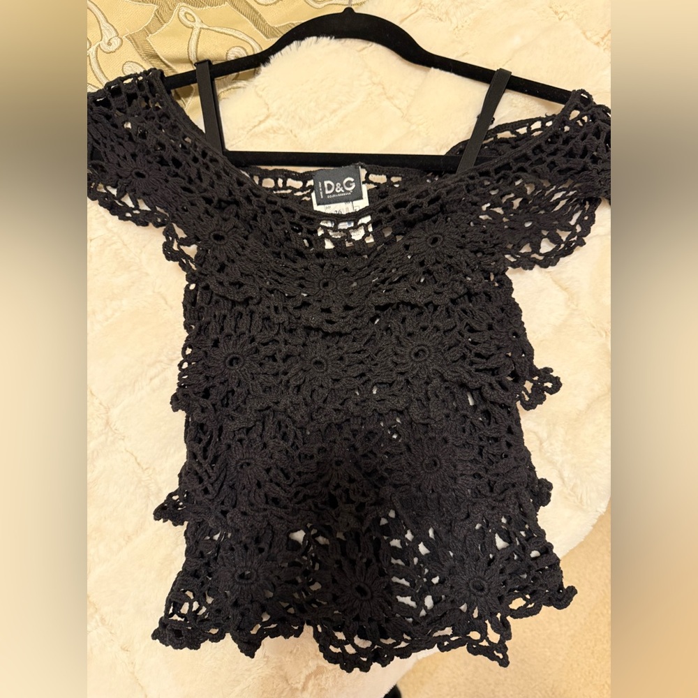 Dolce and Gabbana size 26 (XS) knitted top